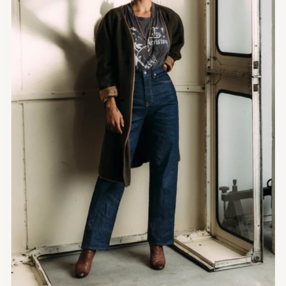 Imogene + Willie Catherine High Selvedge Blue Jeans Size 29 measures 31x34 - Picture 3 of 5